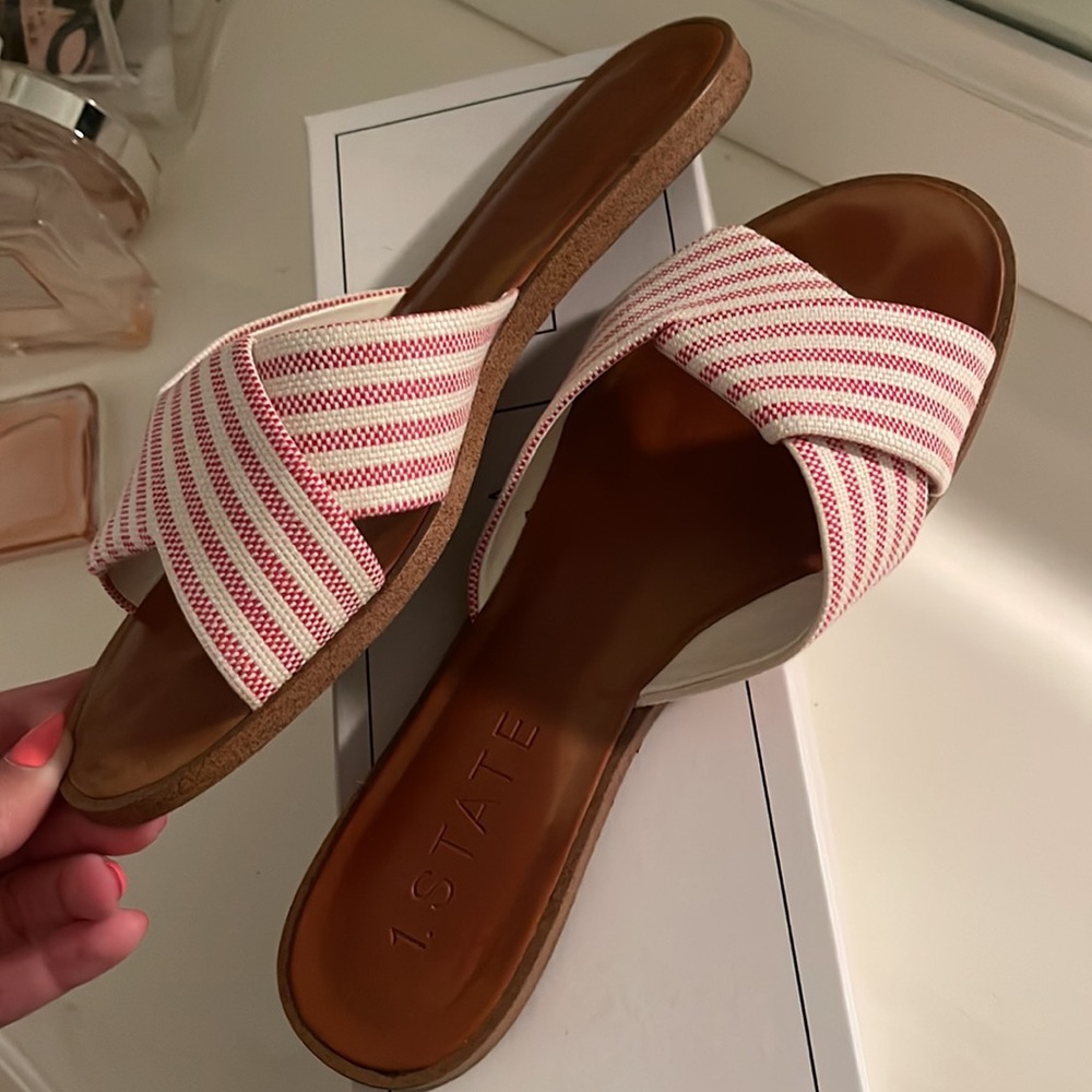 Flats - Picture 3 of 3